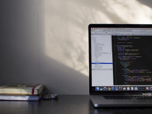 当开源模型能力持续提升，企业研发团队该如何重估自建 AI 能力